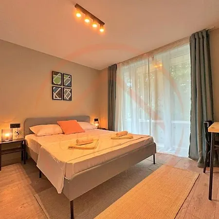 Contemporary 2br Gem In * Warna